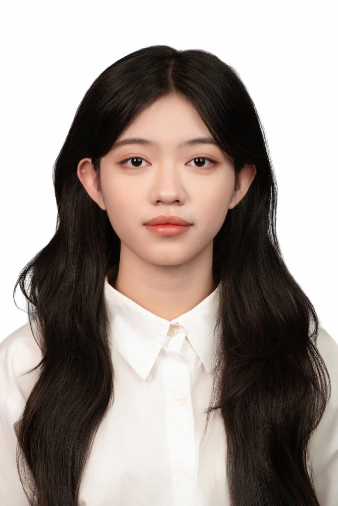 Chọn Kích Thước Ảnh Thẻ Chuẩn: 3×4 hay 4×6 cho Hồ Sơ Xin Việc và Chụp Visa?