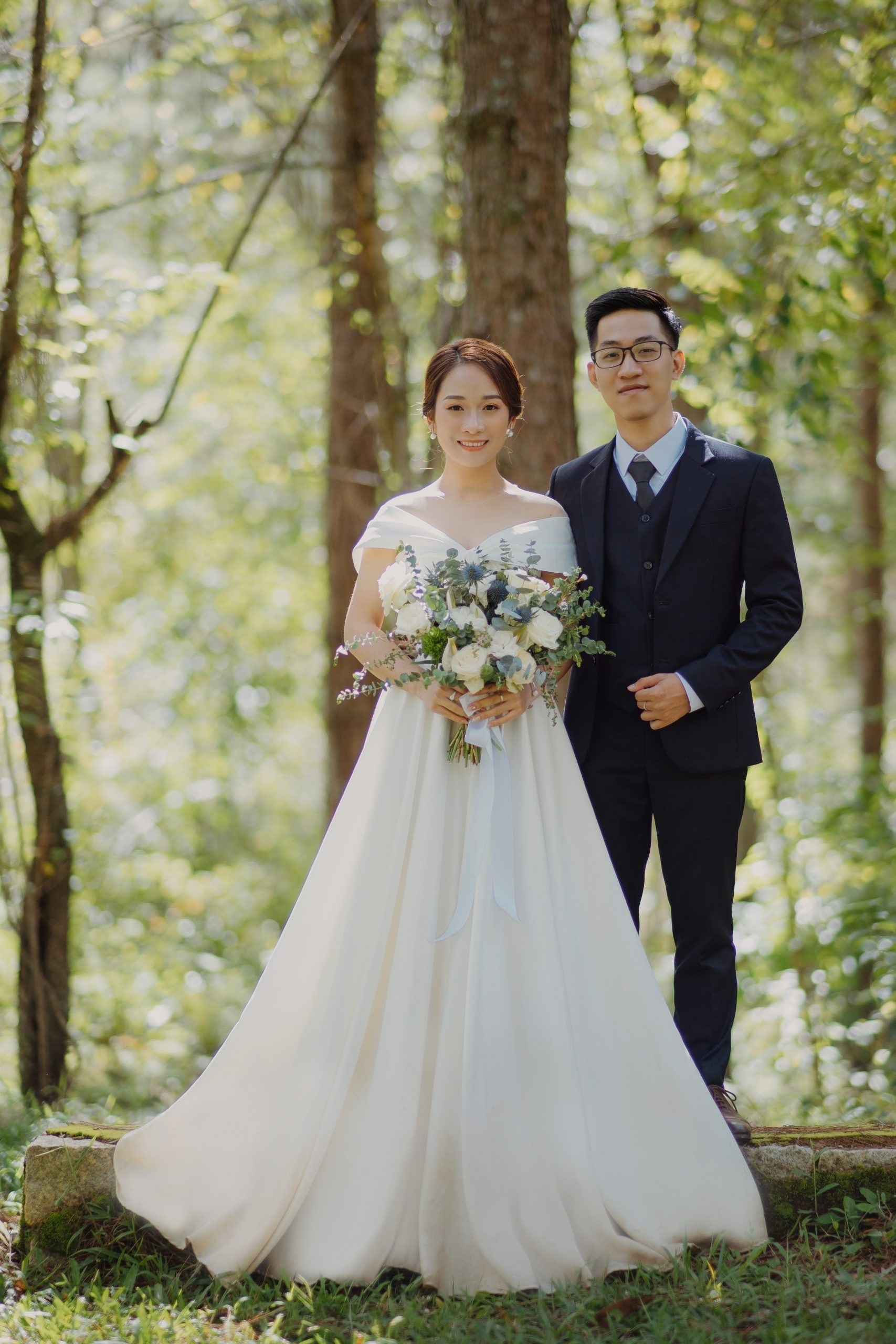 Chụp Ảnh Cưới Nên Mặc Vest Màu Gì - Xu Hướng Vest 2023
