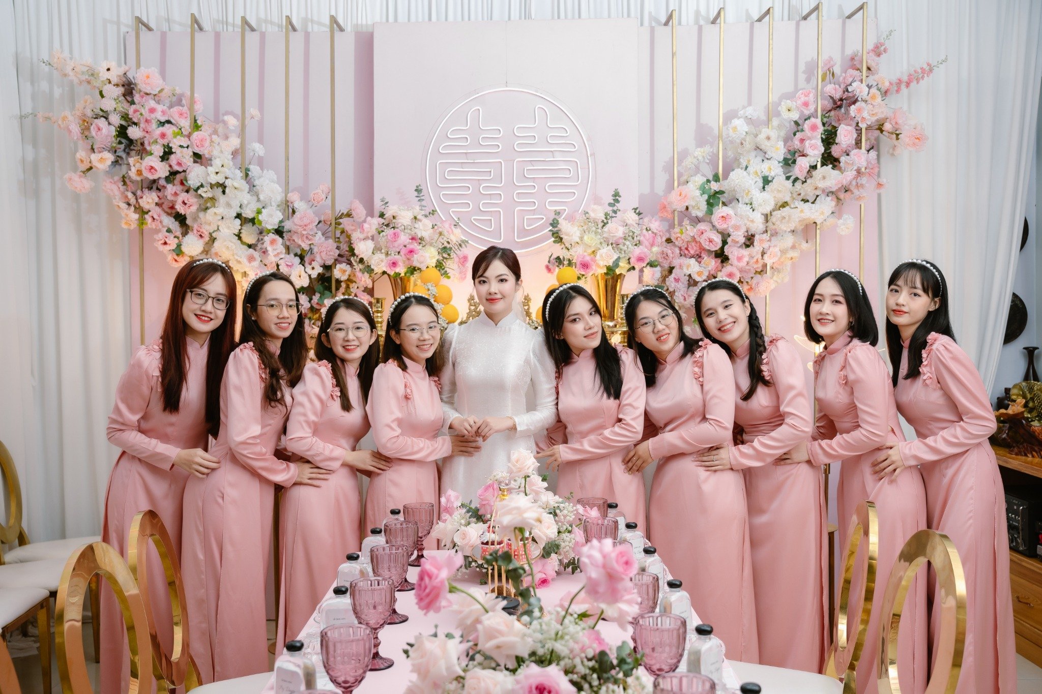 Thứ tự bê tráp ăn hỏi sao cho đúng?
